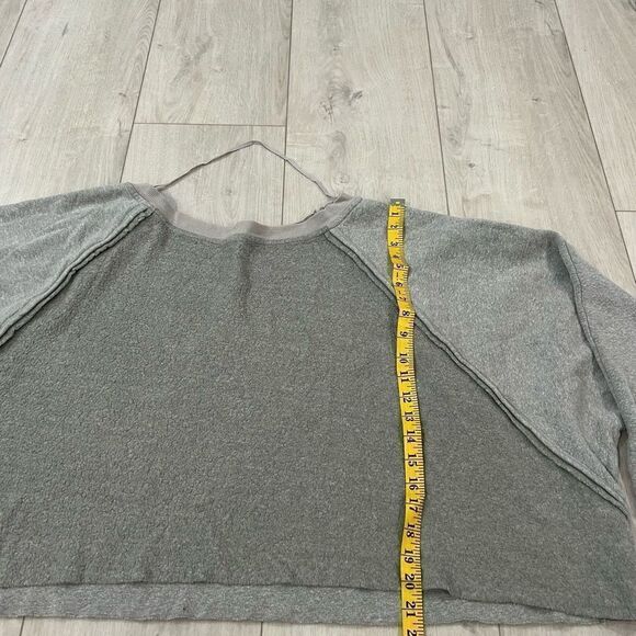 Free people womens oversized sweater size M - Picture 3 of 6